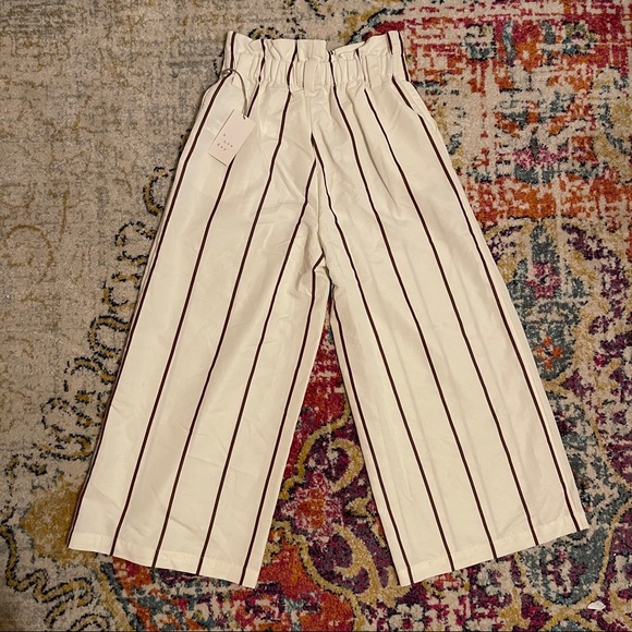 A New Day Cream High Waist Cropped Wide Leg Pants - Picture 3 of 6
